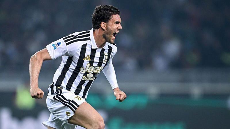 Beşiktaş'a imza atan Sırp golcü Dusan Vlahovic kim?