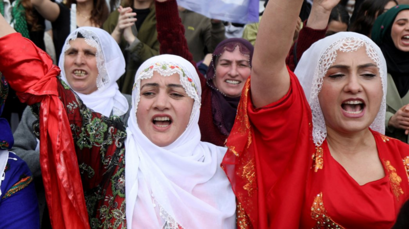 'Çerçeve yasa' Diyarbakır'da nasıl karşılandı, Kürtler ne diyor?