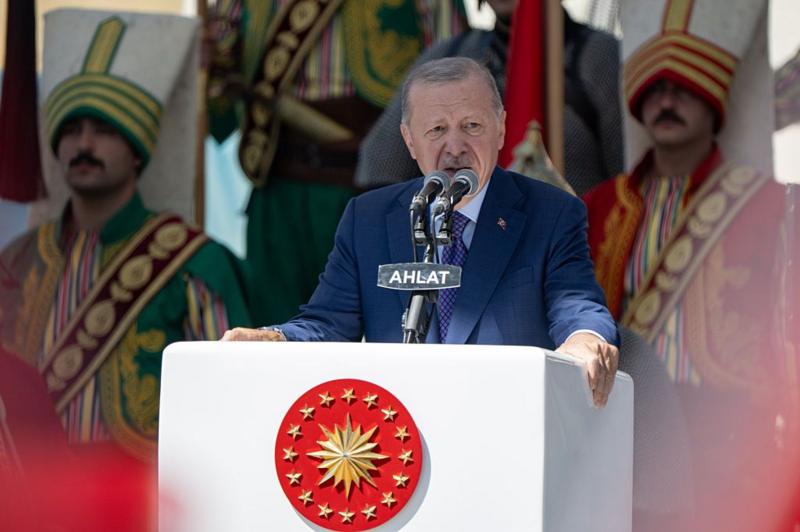 Erdoğan: 'Terörsüz Türkiye ile soykırımcılar kaybedecek'
