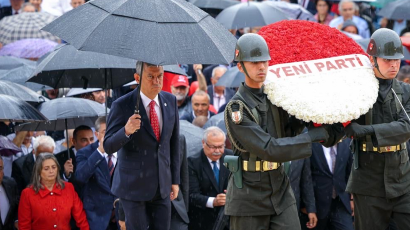 Yeni Parti'nin ilk MYK'sı 10 kişilik çekirdek kadrodan oluştu