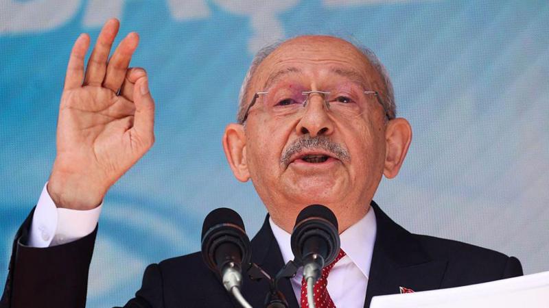 CHP'de olağanüstü kurultay imzaları Kılıçdaroğlu'na sunuluyor
