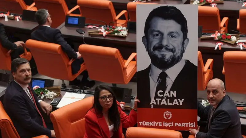 Can Atalay süreli açlık grevine başladı: 'Bıçak kemiğe dayanmıştır'
