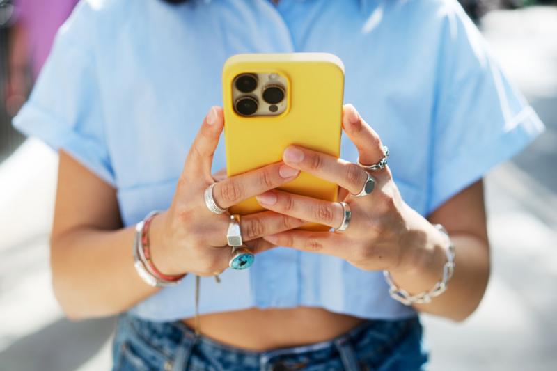 Akıllı telefonlar konuştuklarımızı dinliyor mu?
