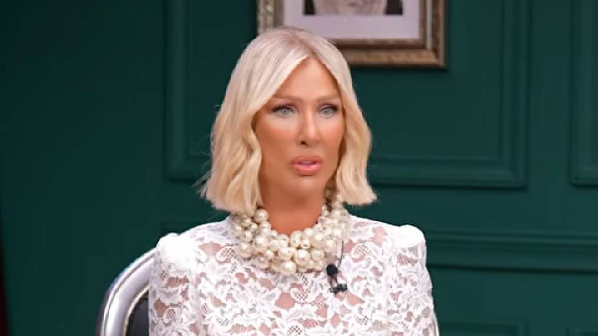 Filtre yok makyaj yok! Seda Sayan en doğal halini paylaştı