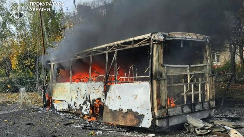 Rusya'nın Ukrayna'da otobüsleri hedef aldığı saldırıda en az 30 kişi öldü