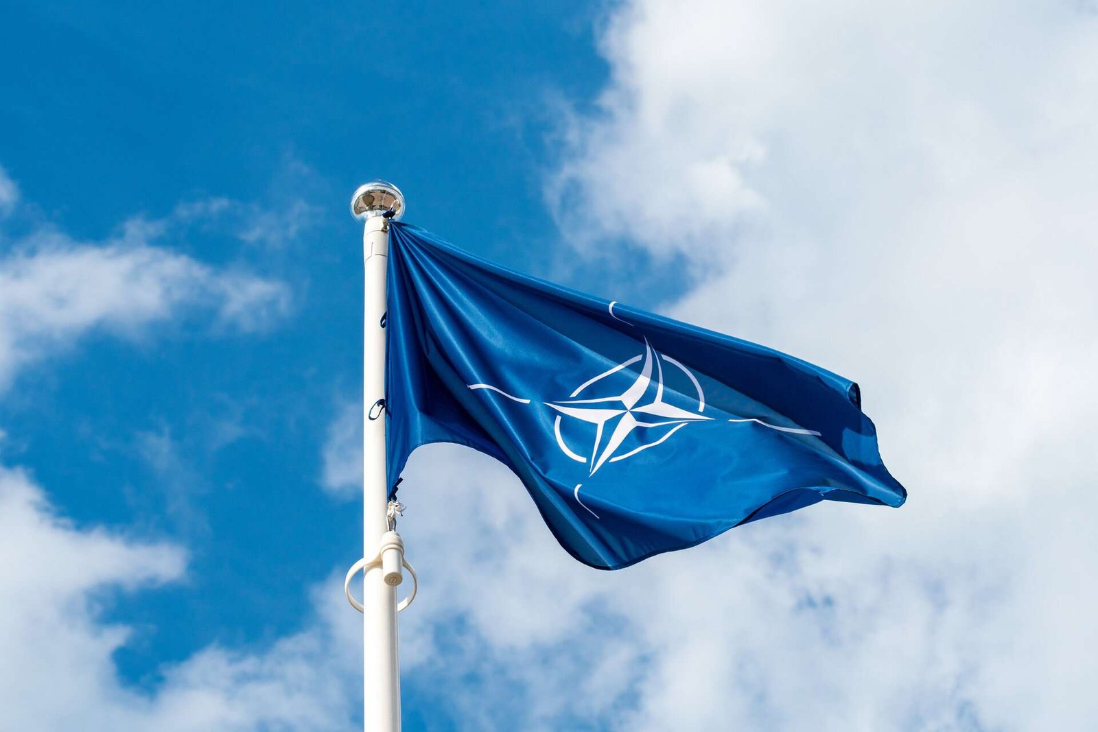 NATO'dan sert uyarı: Saldırıya karşılık veririz, tırmanmanın sorumluluğu saldırgana ait olur