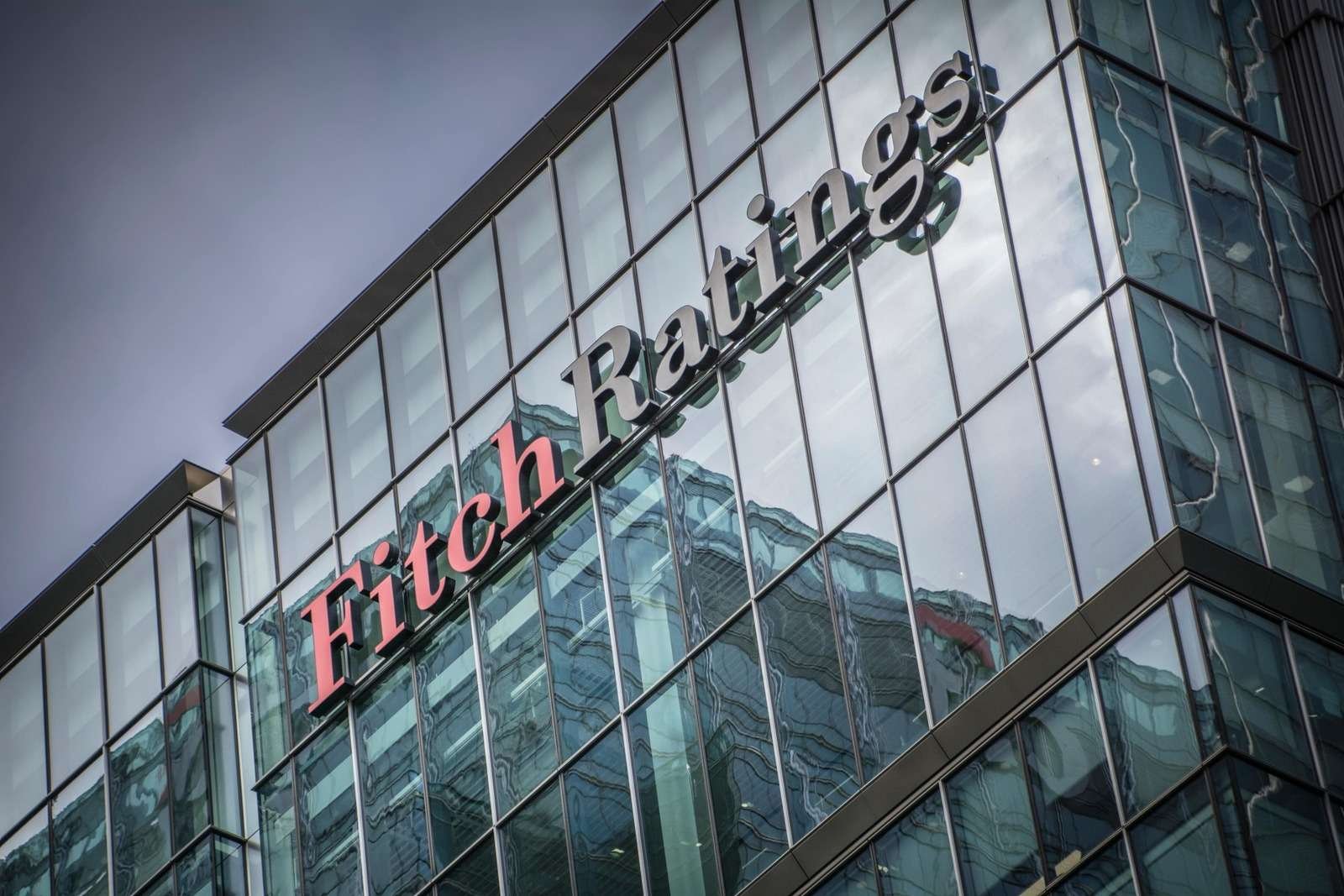Fitch'ten gelişmiş ülkelere borç uyarısı: Tahvil faizleri onlarca yılın zirvesinde