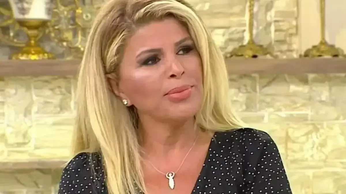 İstanbul'daki şiddetli sağanak ünlü astroloğun evini vurdu! Nuray Sayarı'nın lüks villasında tavan çöktü, havuz taştı
