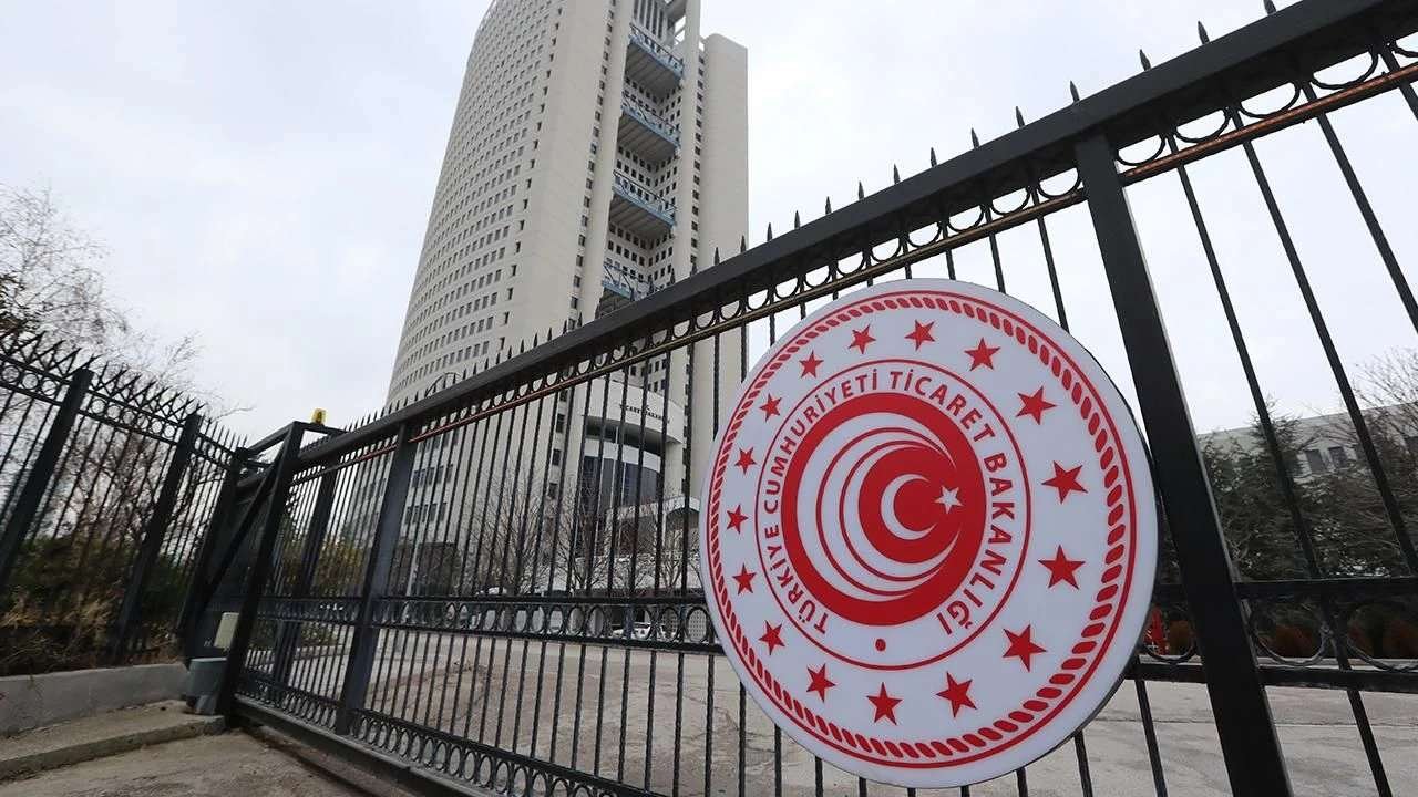 Şirketlerin sermayelerini yeni asgari tutarlara yükseltme süresi 2027 sonuna uzatıldı