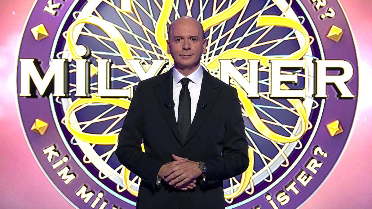 Oktay Kaynarca dönemi sona erdi: Kim Milyoner Olmak İster yeni sunucusu kim oldu? Yeni ödül kaç para,Efsane yarışmada sürpriz!