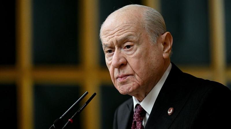 Bahçeli ve Özgür Özel arasında basın özgürlüğü atışması