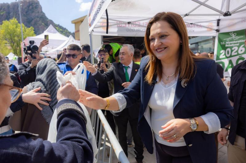 Afyon Belediye Başkanı Burcu Köksal CHP'den AKP'ye mi geçecek?