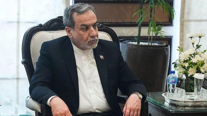 İranlı Bakan Arakçi'nin bugün 'Pakistan'a gitmesi bekleniyor'