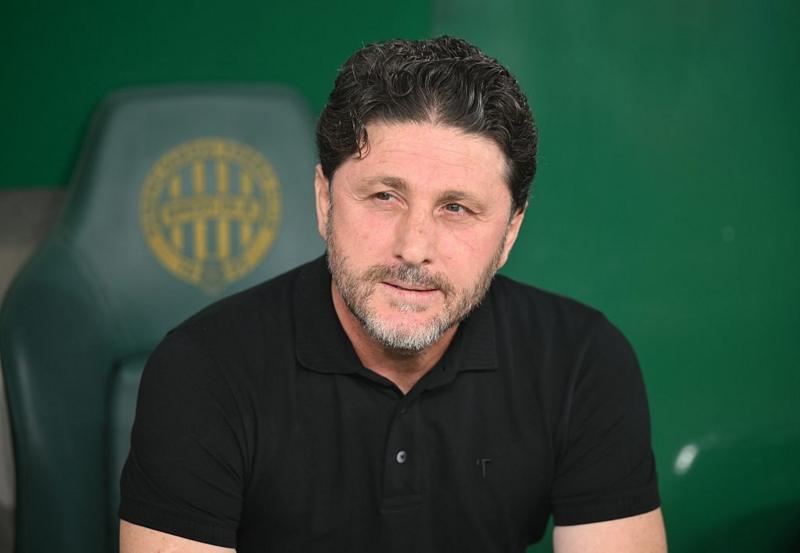 Trabzonspor'da 4-0'lık yenilgi: Teknik direktör Fatih Tekke istifa etti, kulüp kabul etmedi