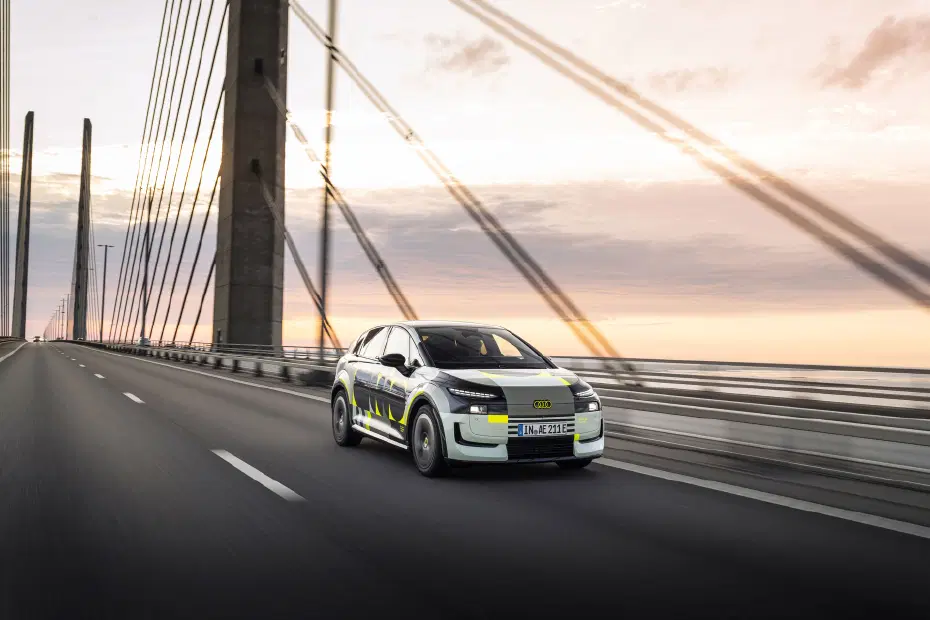 Markanın en verimli modeli. Audi yeni kompakt elektrikli aracını tanıttı