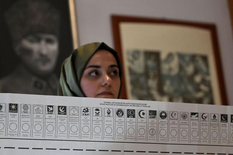 Seçim yasasında değişiklik: AKP ve MHP'de hangi seçenekler konuşuluyor?