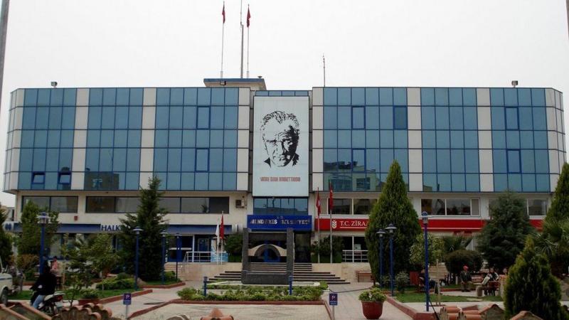 Menderes Belediyesi'ne yeni operasyon: Eski Başkanvekili gözaltında