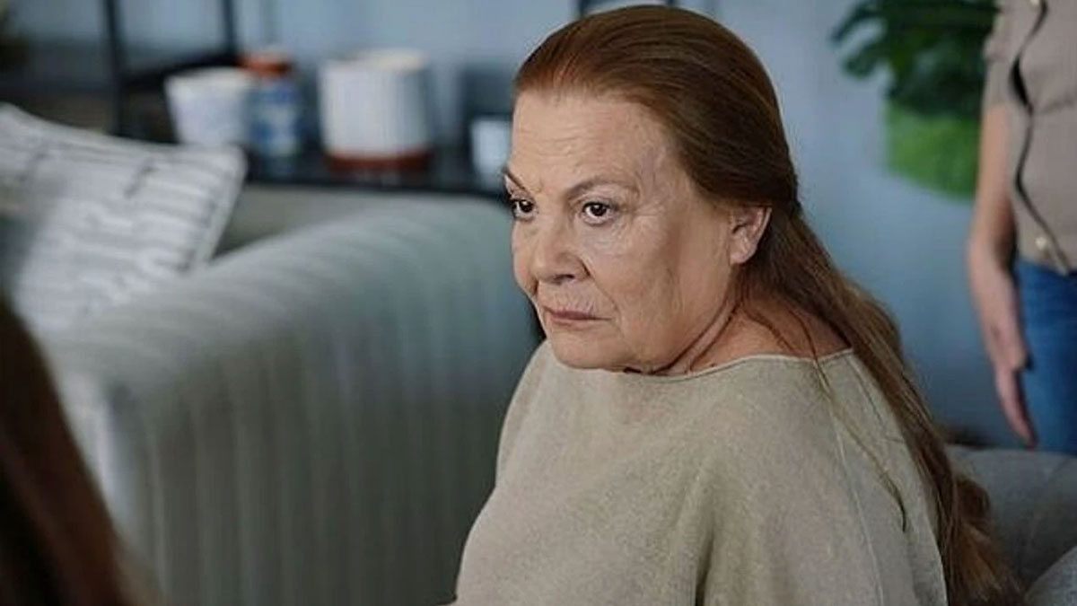Kızılcık Şerbeti'nden ayrılan Aliye Uzunatağan’dan ücret anlaşmazlığı iddiasına  cevap: İş terbiyem konuşmama izin vermez