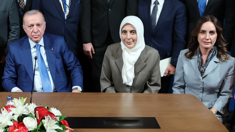 Erdoğan'dan fon soruşturması açıklaması: Sorumlulardan hesap sorulacak