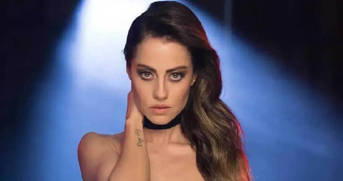 Düğün öncesi radikal karar! Derya Uluğ uzun saçlarına veda etti: Yeni imajıyla ilk kez sahnede!